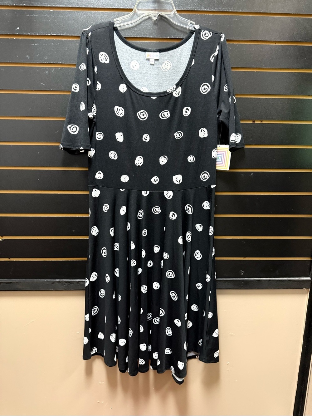 LuLaRoe Nicole Dress NWT 2XL Black White Polka Dot Fit & Flare Midi